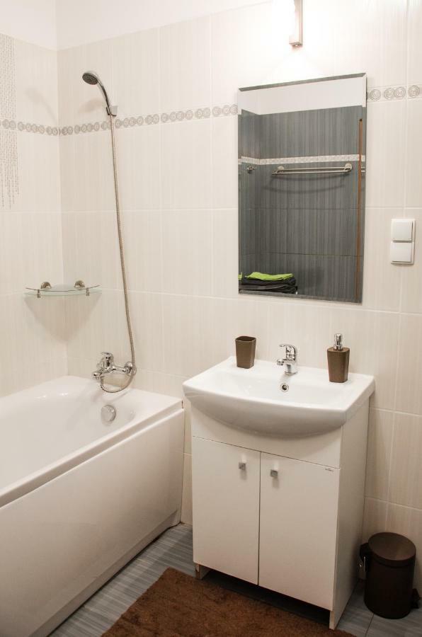 Apartament Centrum Gieldowa Варшава Экстерьер фото