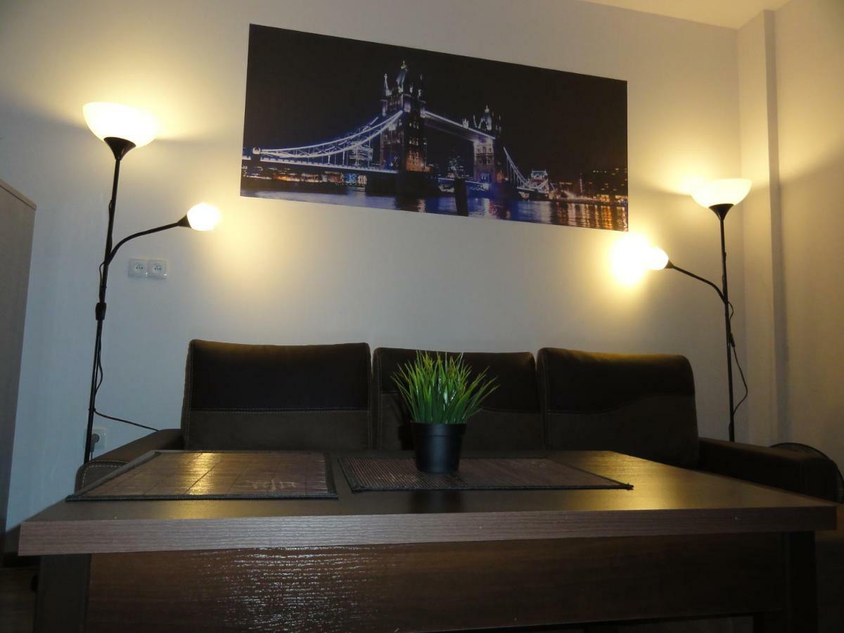 Apartament Centrum Gieldowa Варшава Экстерьер фото