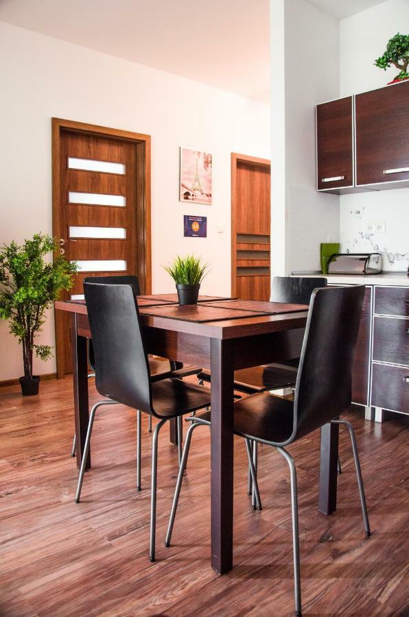 Apartament Centrum Gieldowa Варшава Экстерьер фото